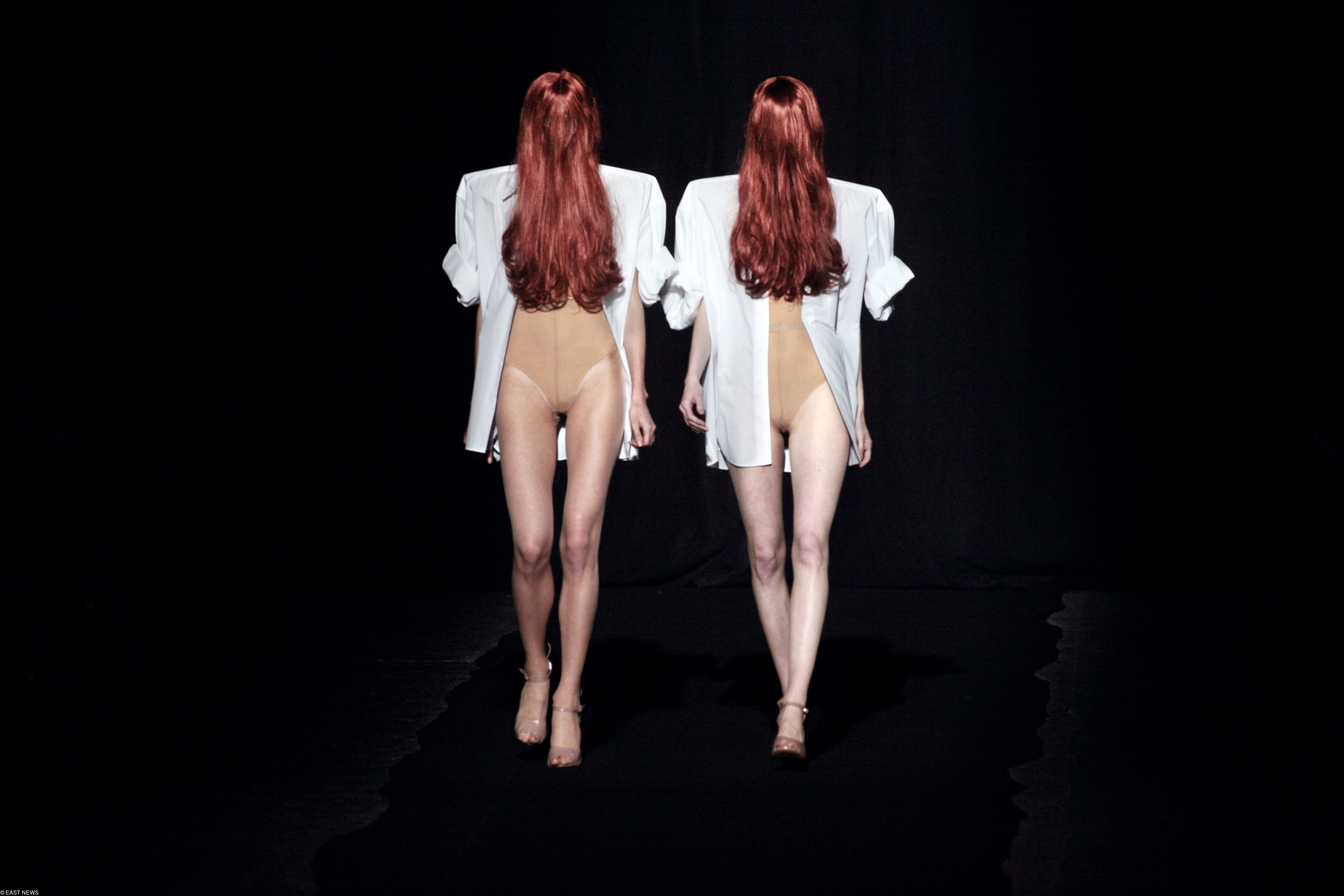 Показ Maison Martin Margiela весна–лето 2009 Показ Maison Martin Margiela весна-лето 2009