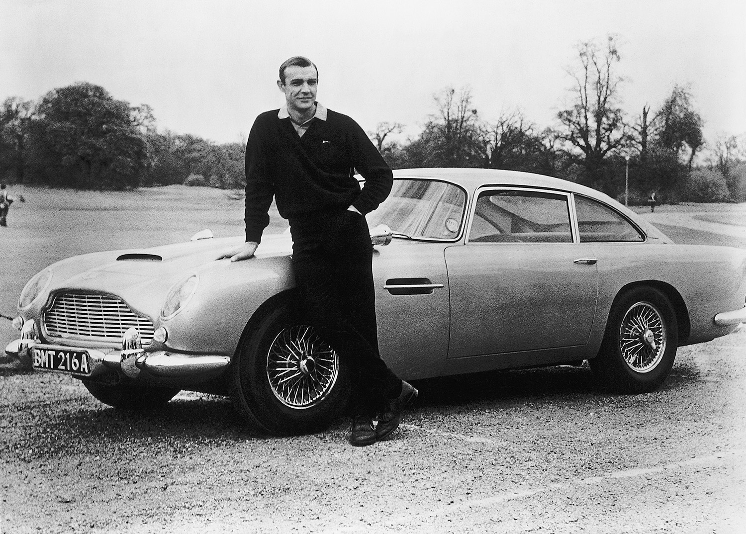 Шон Коннери и Aston Martin DB5 Шон Коннери и Aston Martin DB5