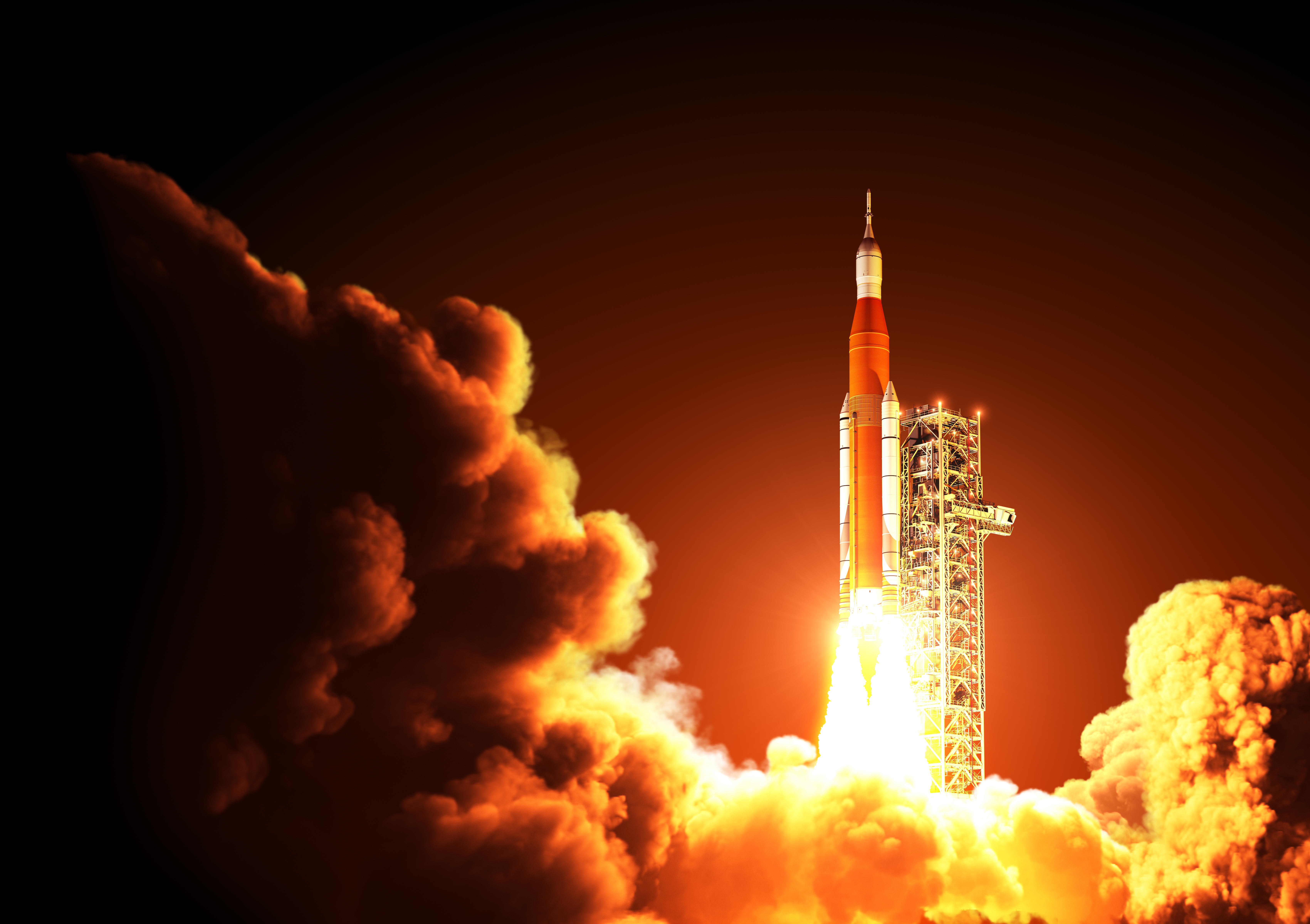 Ночной запуск ракеты-носителя Space Launch System Space Launch System Takes Off At Night
