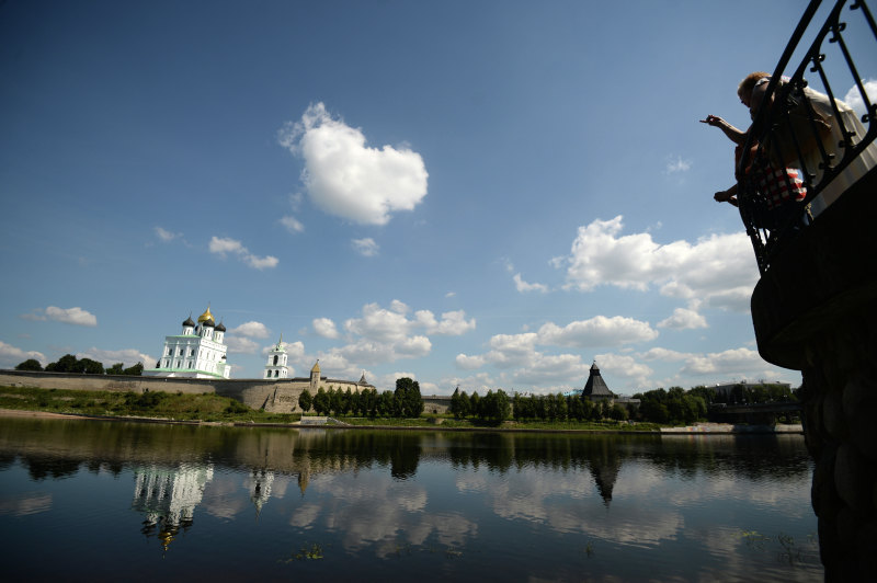 Псковский кремль П