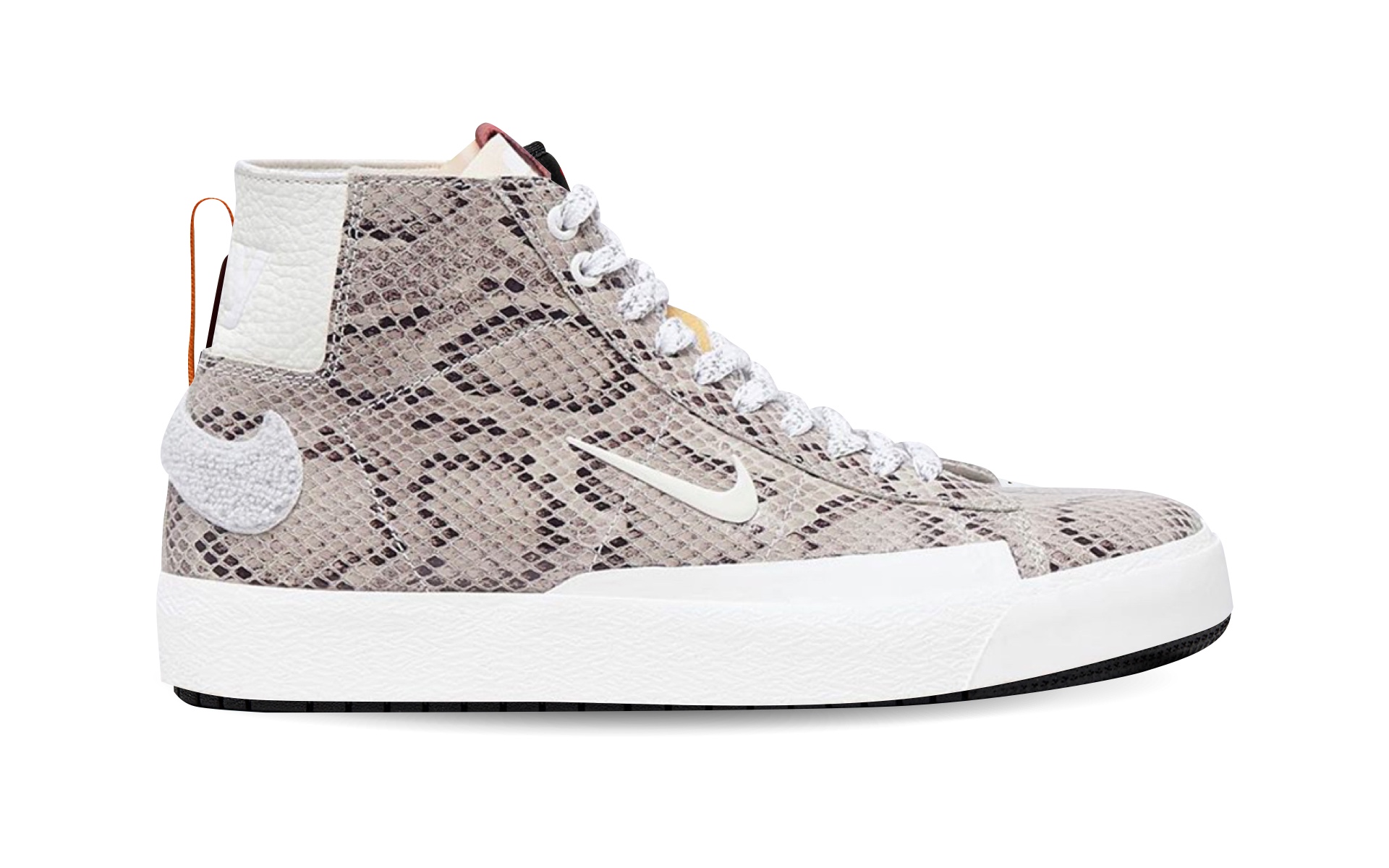 Soulland x Nike SB Blazer Mid “FRI.day 03” Soulland x Nike SB Blazer Mid “FRI.day 03”