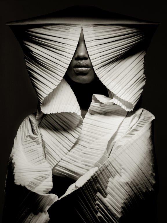 Sebastian в Issey Miyake,1989 год Sebastian в Issey Miyake,1989 год