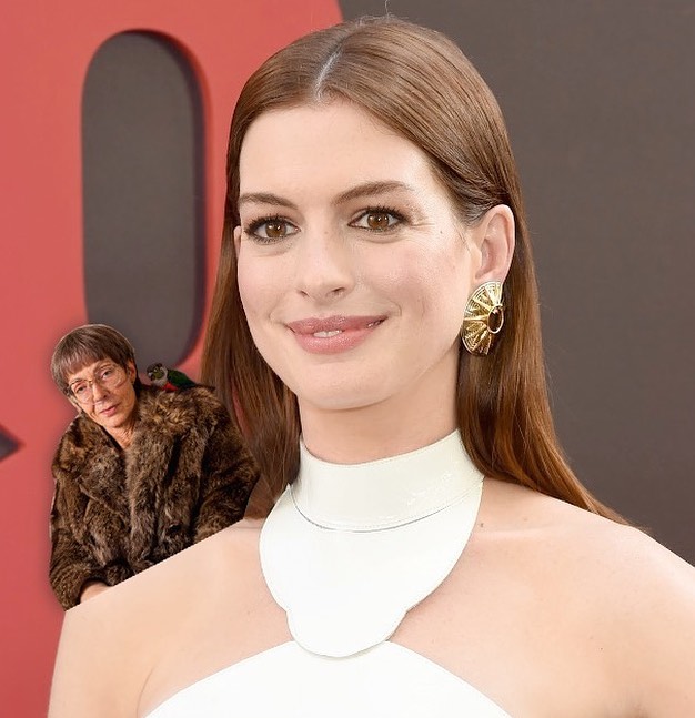Janney on Annie: Эллисон Дженни на плече у Энн Хэтэуэй Janney on Annie: