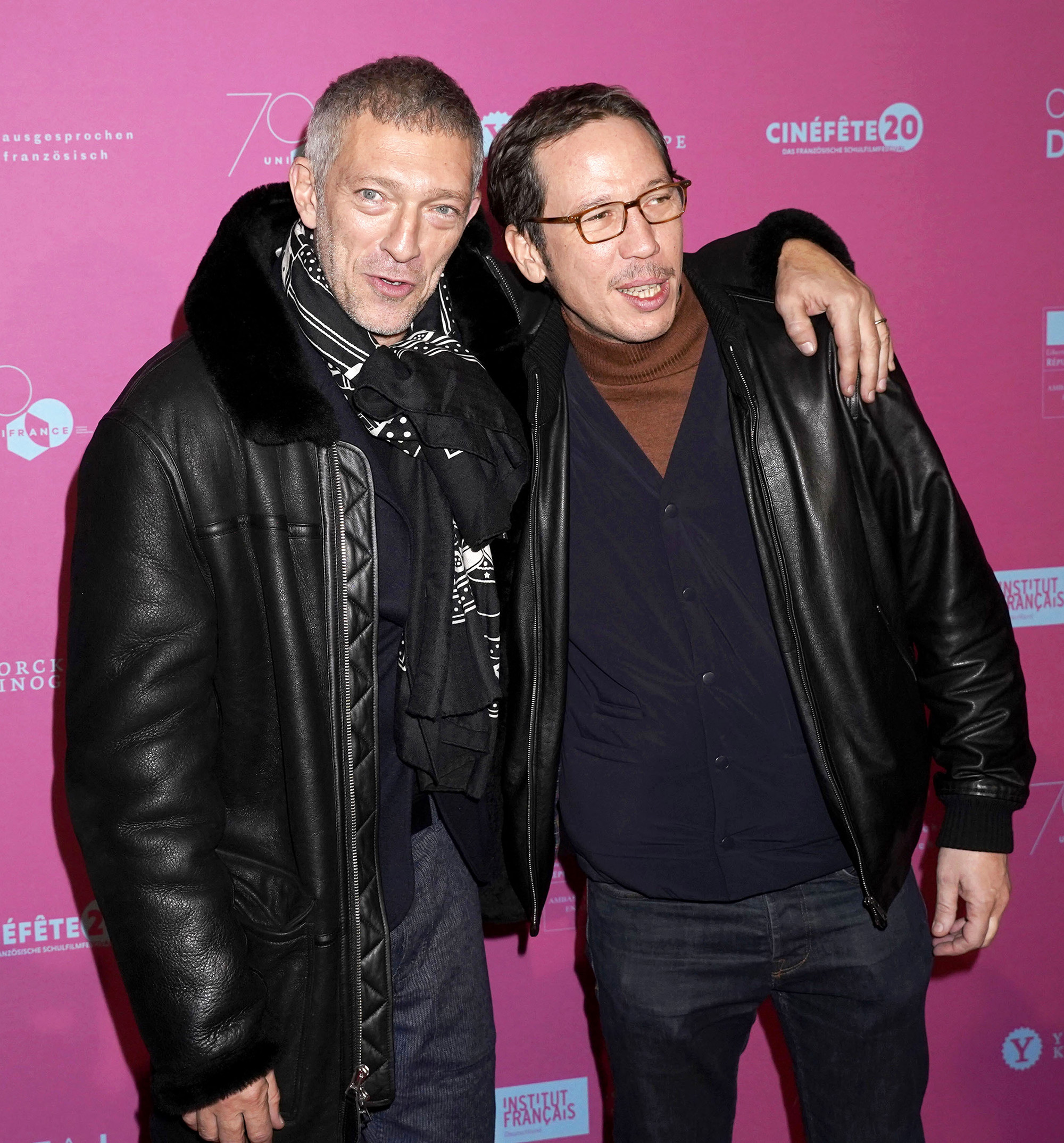 Венсан Кассель и Реда Катеб на премьере фильма «Особенные», 2019 Vincent Cassel Und Reda Kateb Bei Der Premiere Des Kinofilms Alles Außer Gewöhnlich Hors Norme Im Cinema Paris. Berlin, 28.11.2019 *** Vincent Cassel And Reda Kateb At The Premiere Of The Movie Alles Außer Gewöhnlich Hors Norme At Cinema Paris Berlin, 28 11 2019
