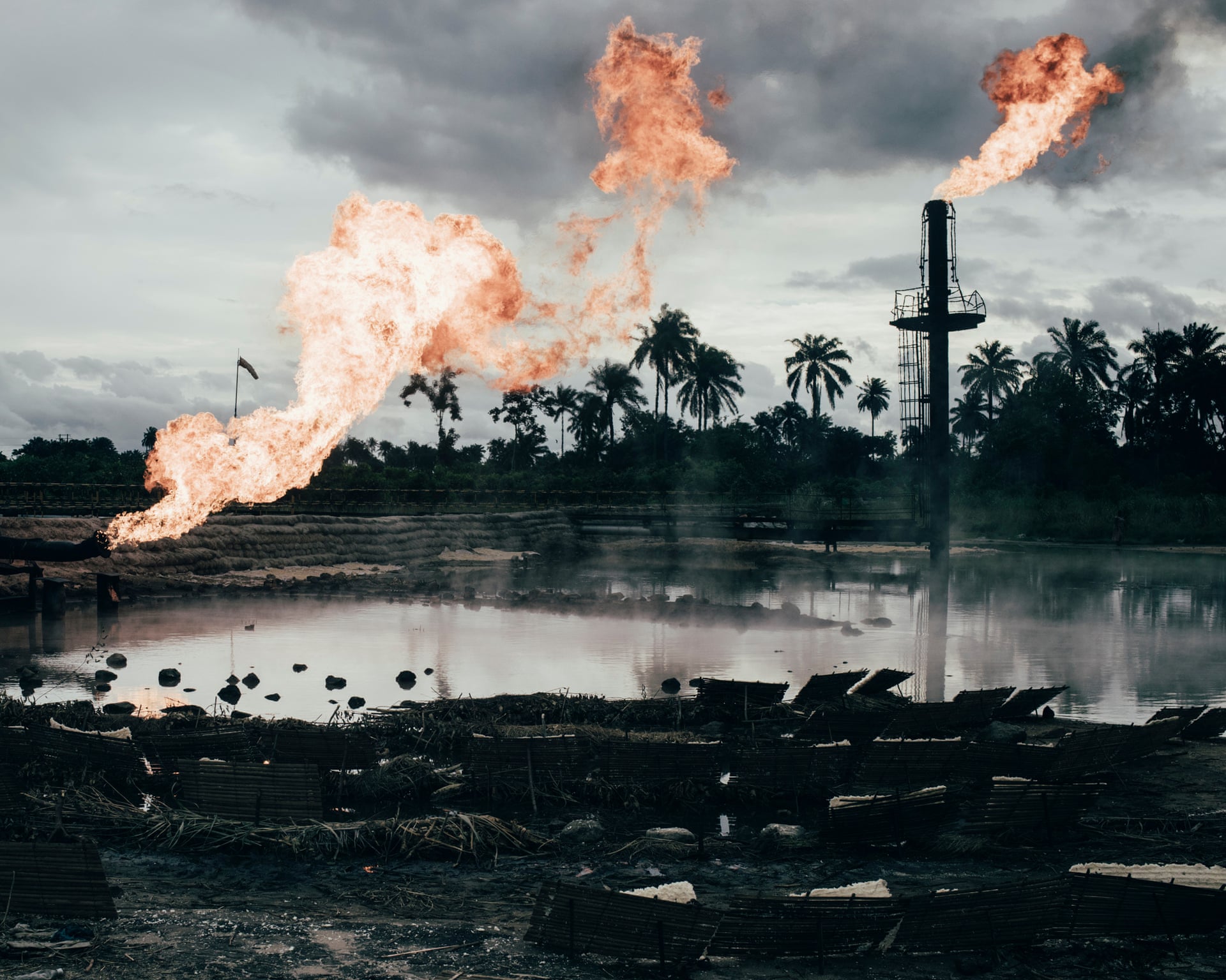 Победитель в категории «Окружающая среда» (Environment) — Робин Хинш / Robin Hinsch (Германия) с циклом «Беда» / Wahala Победитель в категории «Окружающая среда» (Environment) — Робин Хинш / Robin Hinsch (Германия) с циклом «Беда» / Wahala